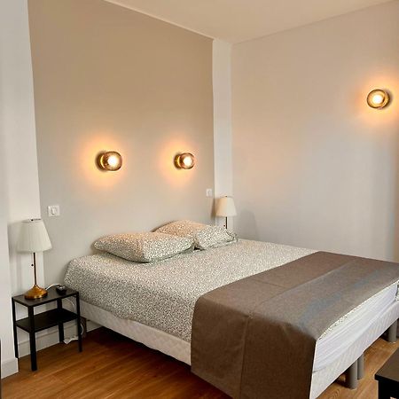 Studio 4 Pers Face Gare Sncf Appart Hotel Le Cygne D4 บัวร์ ภายนอก รูปภาพ